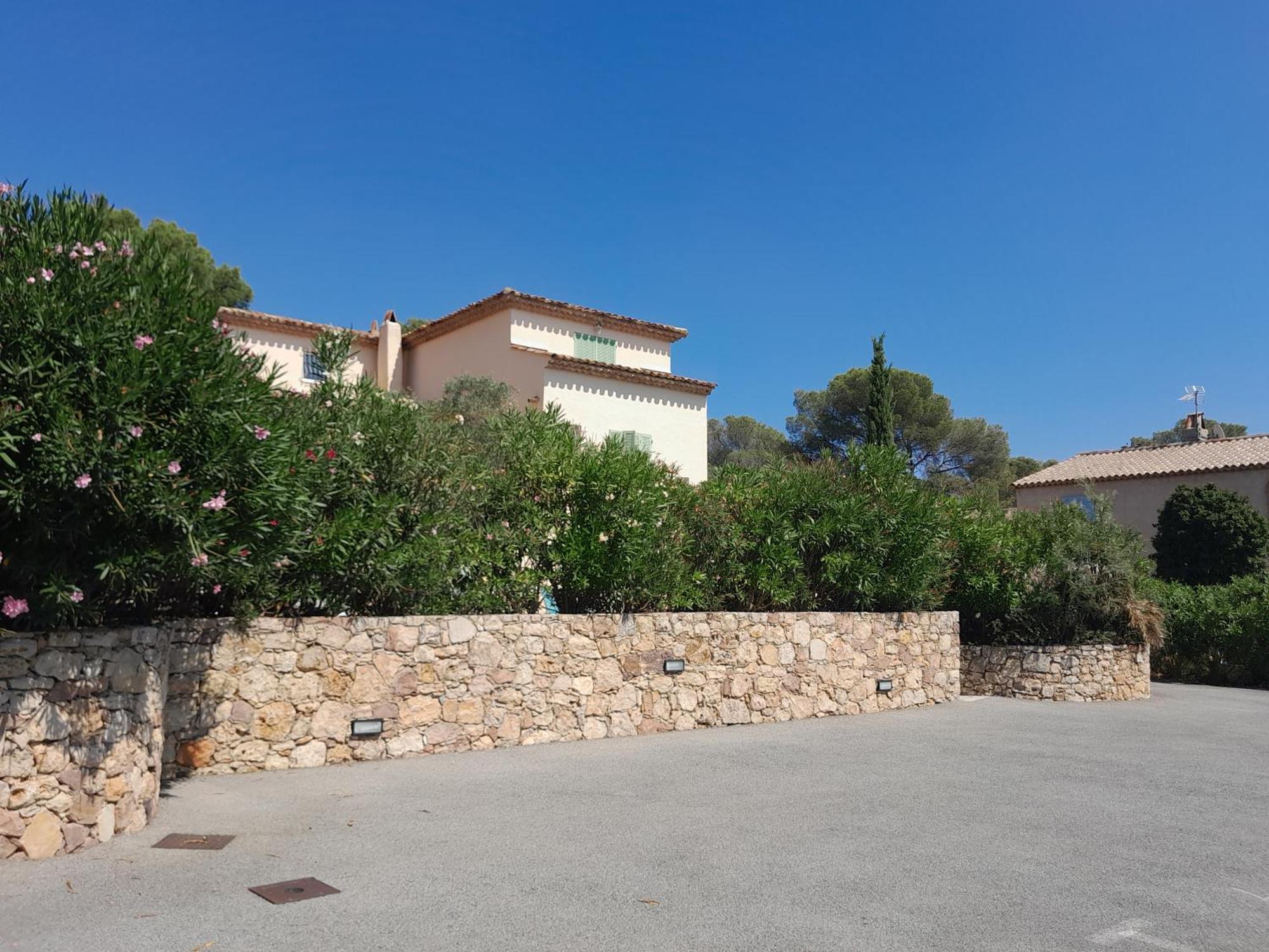 Le Mediterraneo Saint Aygulf Exterior foto